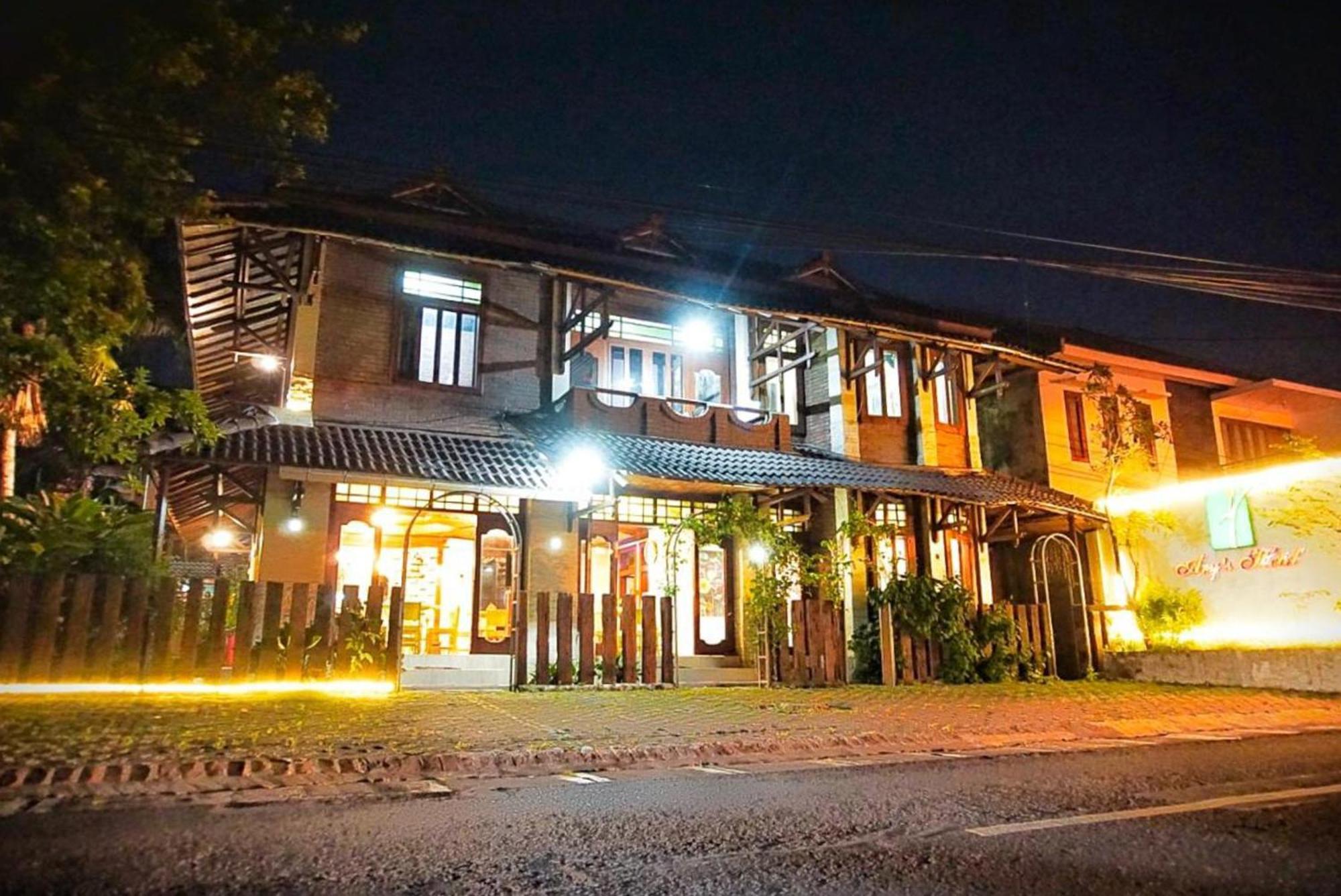Arys Garden Hotel Yogyakarta Exteriér fotografie